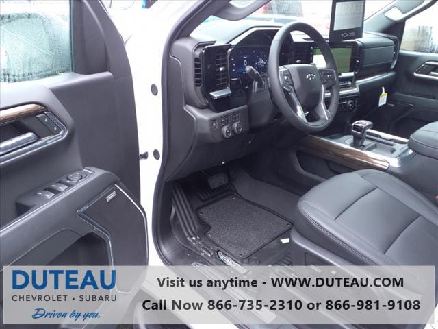 2024 Chevrolet Silverado 1500 4WD Crew Cab Short Bed RST