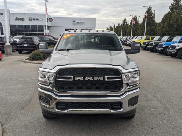 2024 RAM Ram 2500 RAM 2500 TRADESMAN CREW CAB 4X4 64 BOX