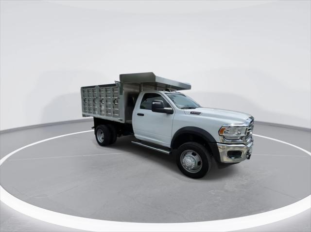 2024 RAM Ram 5500 Chassis Cab RAM 5500 TRADESMAN CHASSIS REGULAR CAB 4X4 60 CA 2024 RAM Ram 5500 Chassis Cab RAM 5500 TRADESMAN CHASSIS REGULAR CAB 4X4 60 CA
