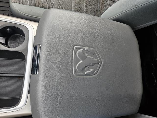2017 Ram 1500 Big Horn Crew Cab 4x2 5'7" Box