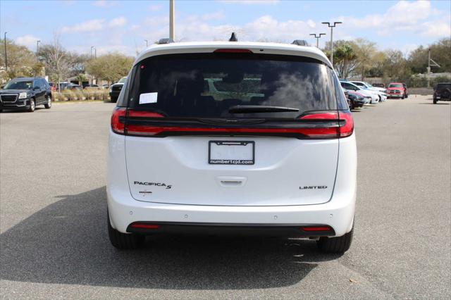 2024 Chrysler Pacifica PACIFICA LIMITED