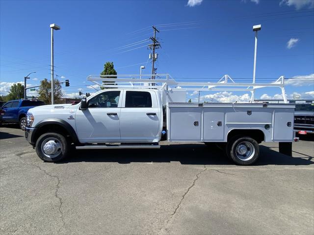 2024 RAM Ram 5500 Chassis Cab RAM 5500 TRADESMAN CHASSIS CREW CAB 4X4 84 CA