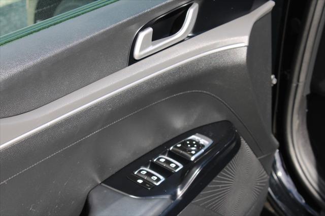 2021 Kia K5 LXS