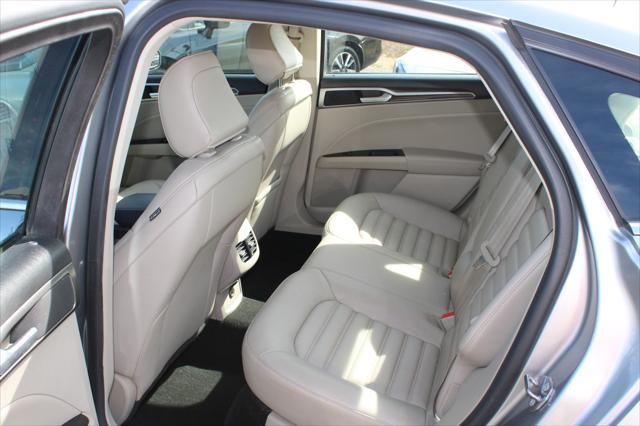 2020 Ford Fusion Hybrid SEL