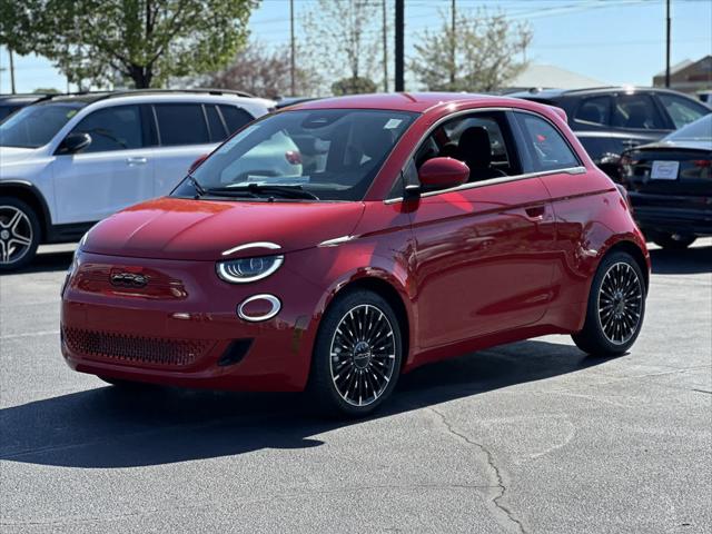 2024 Fiat FIAT 500e 500e INSPI(RED)