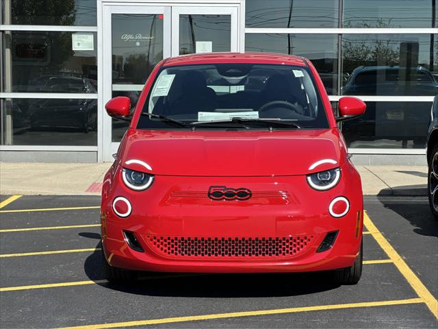 2024 Fiat FIAT 500e 500e INSPI(RED)