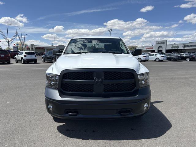 2024 RAM Ram 1500 Classic RAM 1500 CLASSIC TRADESMAN CREW CAB 4X4 64 BOX