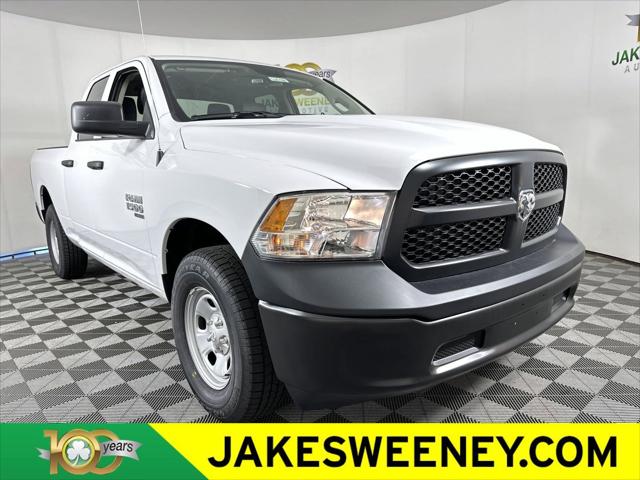 2024 RAM Ram 1500 Classic RAM 1500 CLASSIC TRADESMAN QUAD CAB 4X4 64 BOX