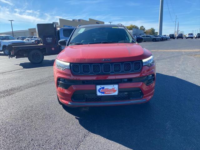 2024 Jeep Compass COMPASS LIMITED 4X4