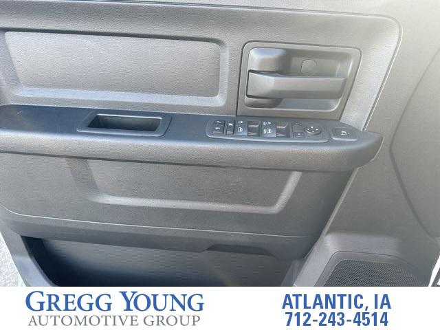 2024 Ram 3500 Tradesman Crew Cab 4x4 8' Box