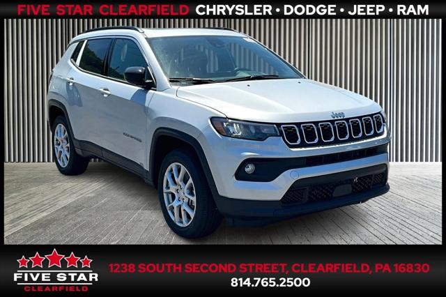 2024 Jeep Compass COMPASS LATITUDE LUX 4X4