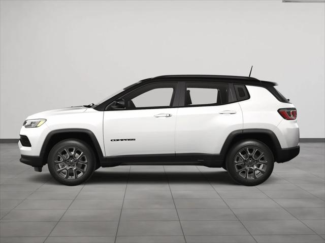 2024 Jeep Compass COMPASS LATITUDE 4X4