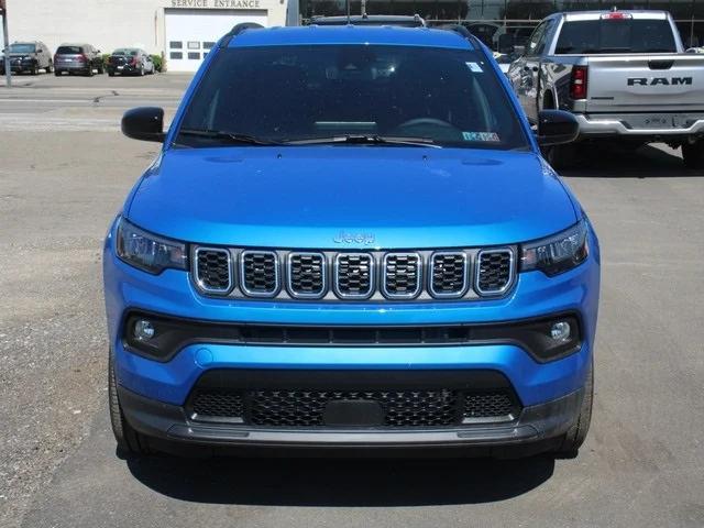 2024 Jeep Compass COMPASS LATITUDE LUX 4X4