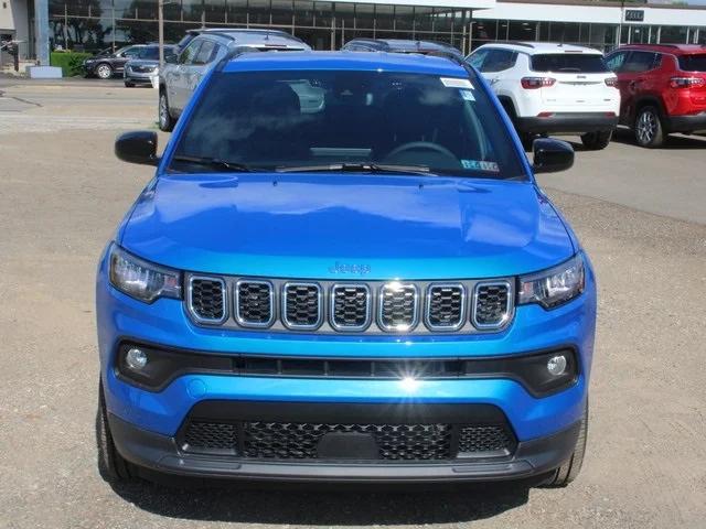 2024 Jeep Compass COMPASS LATITUDE LUX 4X4