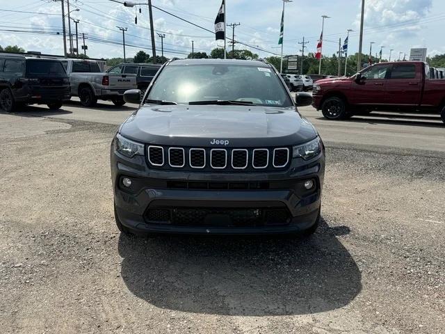 2024 Jeep Compass COMPASS LATITUDE LUX 4X4