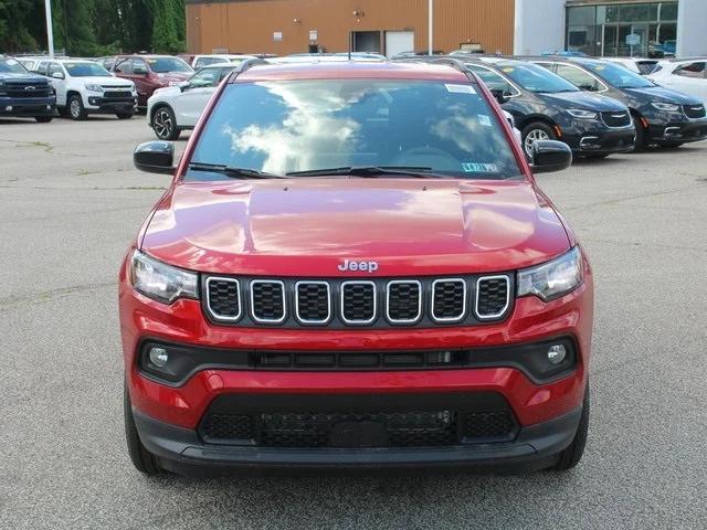 2024 Jeep Compass COMPASS LATITUDE LUX 4X4