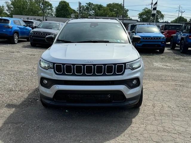 2024 Jeep Compass COMPASS LATITUDE LUX 4X4