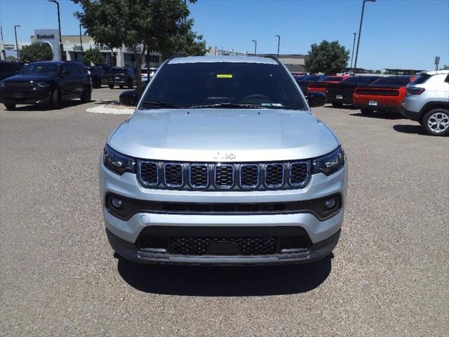 2024 Jeep Compass COMPASS LATITUDE 4X4