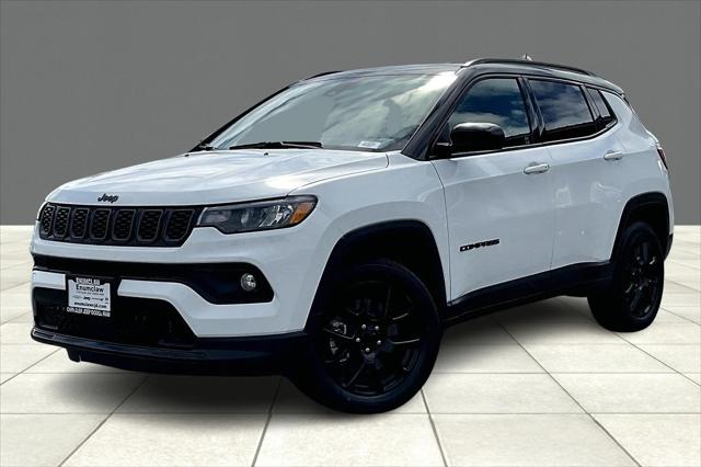 2024 Jeep Compass COMPASS LATITUDE 4X4