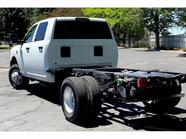 2024 RAM Ram 3500 Chassis Cab RAM 3500 TRADESMAN CREW CAB CHASSIS 4X4 60 CA