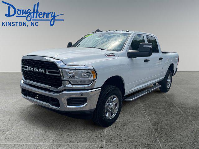 2024 RAM Ram 2500 RAM 2500 TRADESMAN CREW CAB 4X4 64 BOX