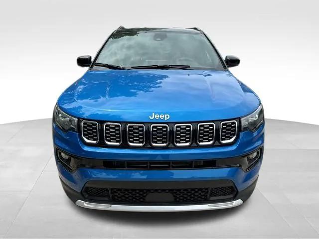 2024 Jeep Compass COMPASS LIMITED 4X4