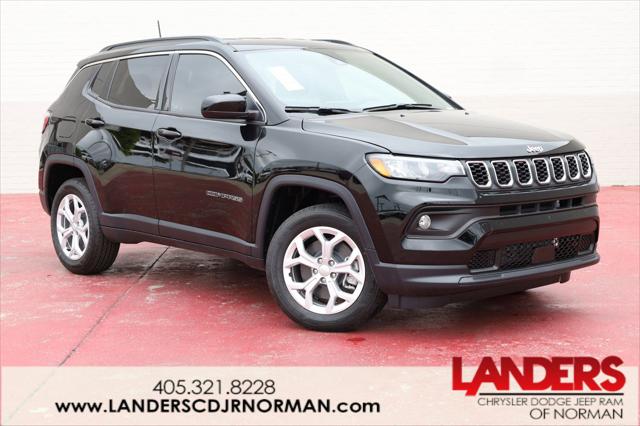 2024 Jeep Compass COMPASS LATITUDE 4X4