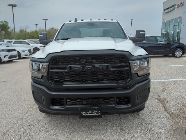 2024 RAM Ram 3500 Chassis Cab RAM 3500 TRADESMAN CREW CAB CHASSIS 4X4 60 CA