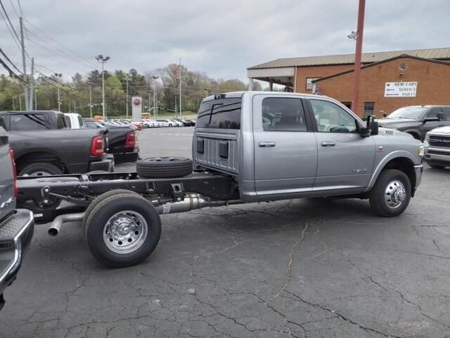 2024 RAM Ram 3500 Chassis Cab RAM 3500 LARAMIE CREW CAB CHASSIS 4X4 60 CA