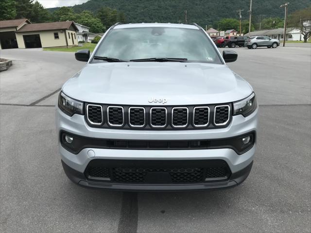 2024 Jeep Compass COMPASS LATITUDE LUX 4X4