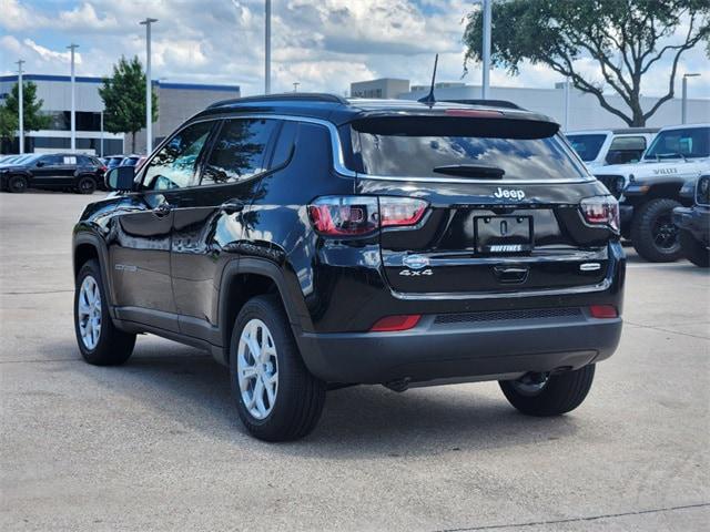 2024 Jeep Compass COMPASS LATITUDE 4X4