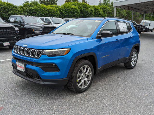 2024 Jeep Compass COMPASS LATITUDE LUX 4X4