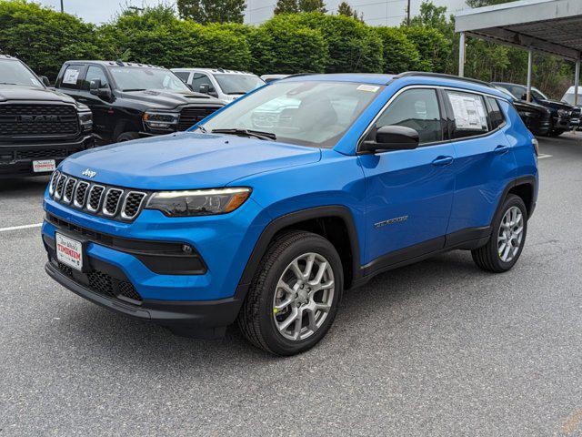 2024 Jeep Compass COMPASS LATITUDE LUX 4X4