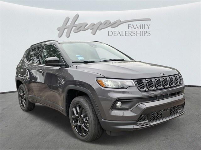 2024 Jeep Compass COMPASS LATITUDE 4X4