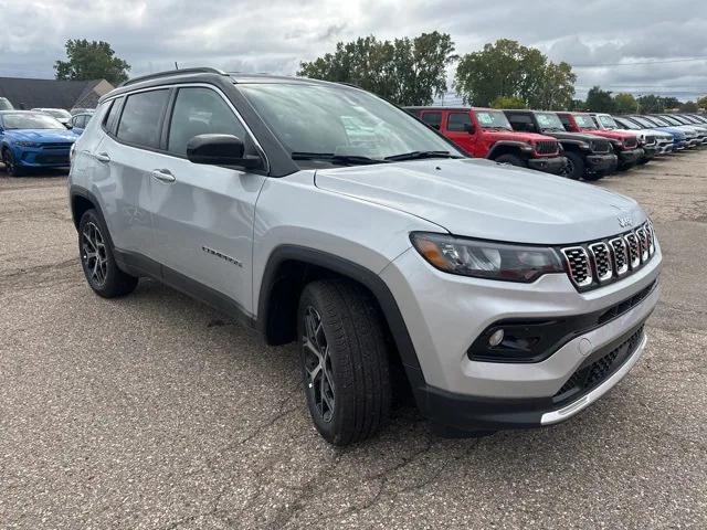 2024 Jeep Compass COMPASS LIMITED 4X4