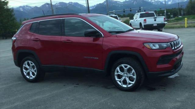 2024 Jeep Compass COMPASS LATITUDE 4X4