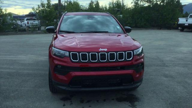 2024 Jeep Compass COMPASS LATITUDE 4X4