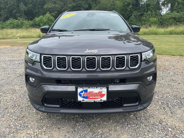 2024 Jeep Compass COMPASS LATITUDE 4X4