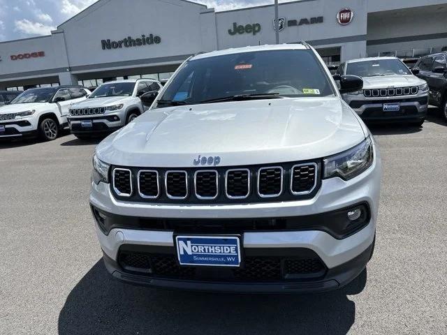 2024 Jeep Compass COMPASS LATITUDE 4X4