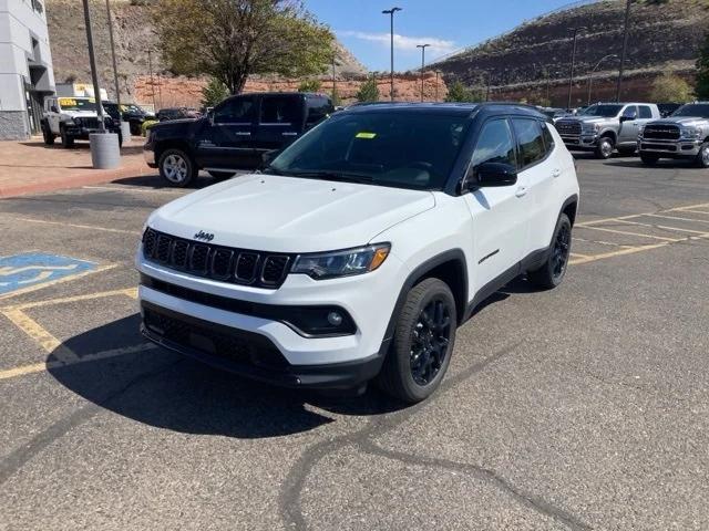 2024 Jeep Compass COMPASS LATITUDE 4X4