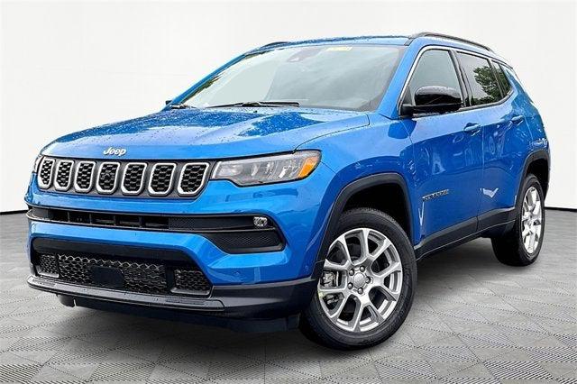 2024 Jeep Compass COMPASS LATITUDE LUX 4X4