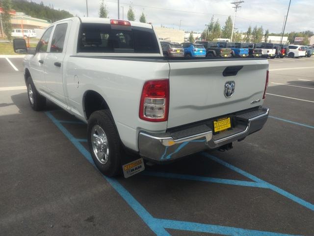 2024 RAM Ram 3500 RAM 3500 TRADESMAN CREW CAB 4X4 64 BOX