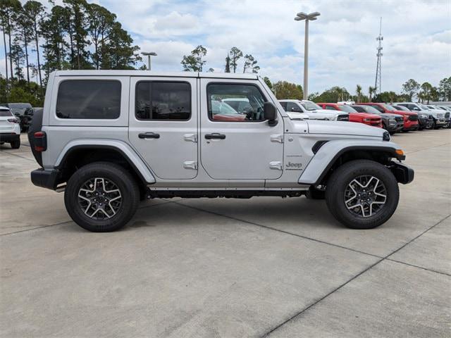 2024 Jeep Wrangler WRANGLER 4-DOOR SAHARA