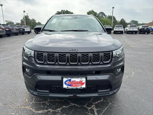 2024 Jeep Compass COMPASS LATITUDE 4X4