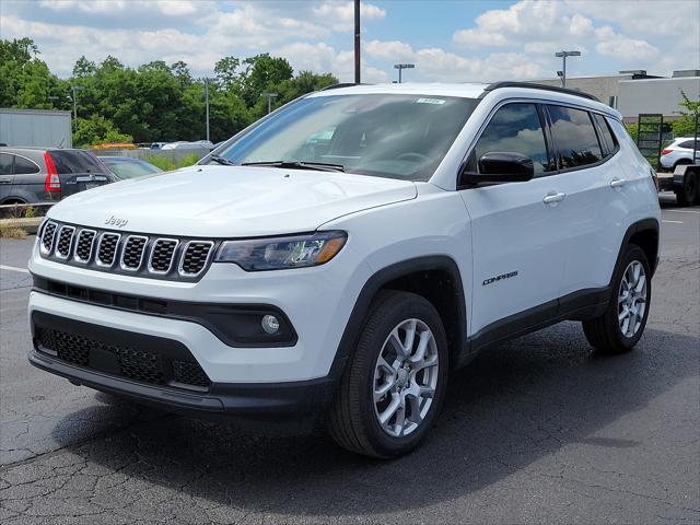 2024 Jeep Compass COMPASS LATITUDE LUX 4X4