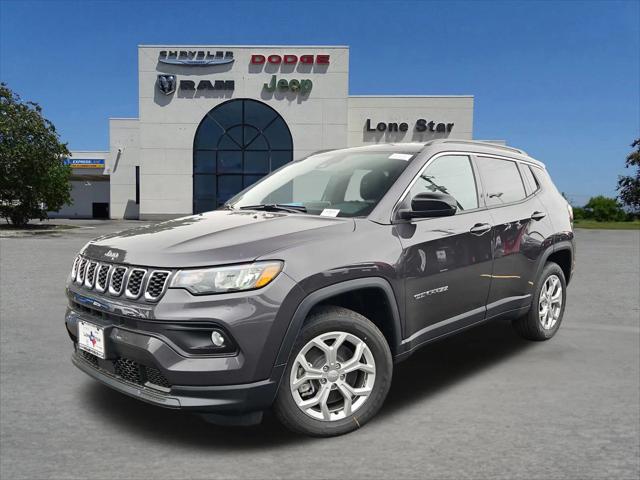 2024 Jeep Compass COMPASS LATITUDE 4X4