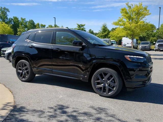 2024 Jeep Compass COMPASS LIMITED 4X4