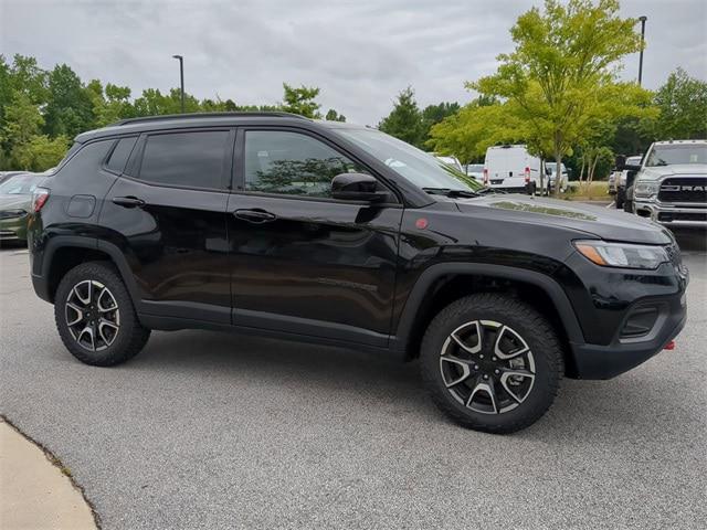 2024 Jeep Compass COMPASS TRAILHAWK 4X4