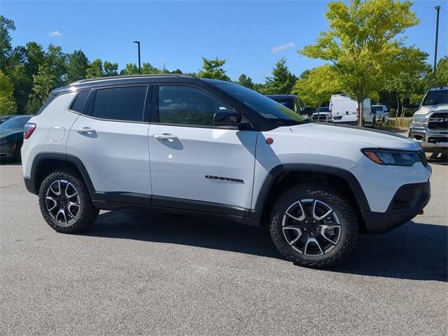 2024 Jeep Compass COMPASS TRAILHAWK 4X4