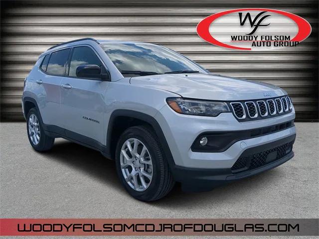 2024 Jeep Compass COMPASS LATITUDE LUX 4X4